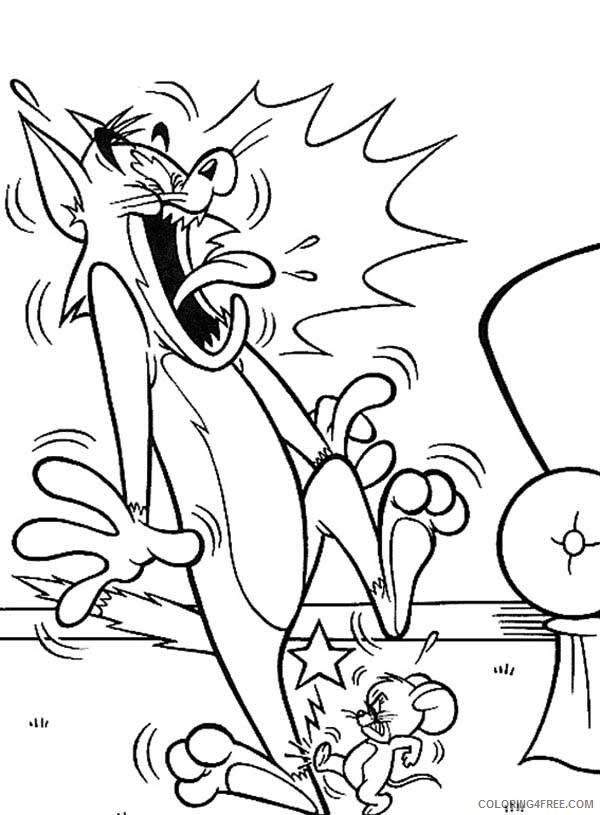 Tom and Jerry Coloring Pages TV Film Tom Scream after Jerry Kick Leg 2020 10251 Coloring4free