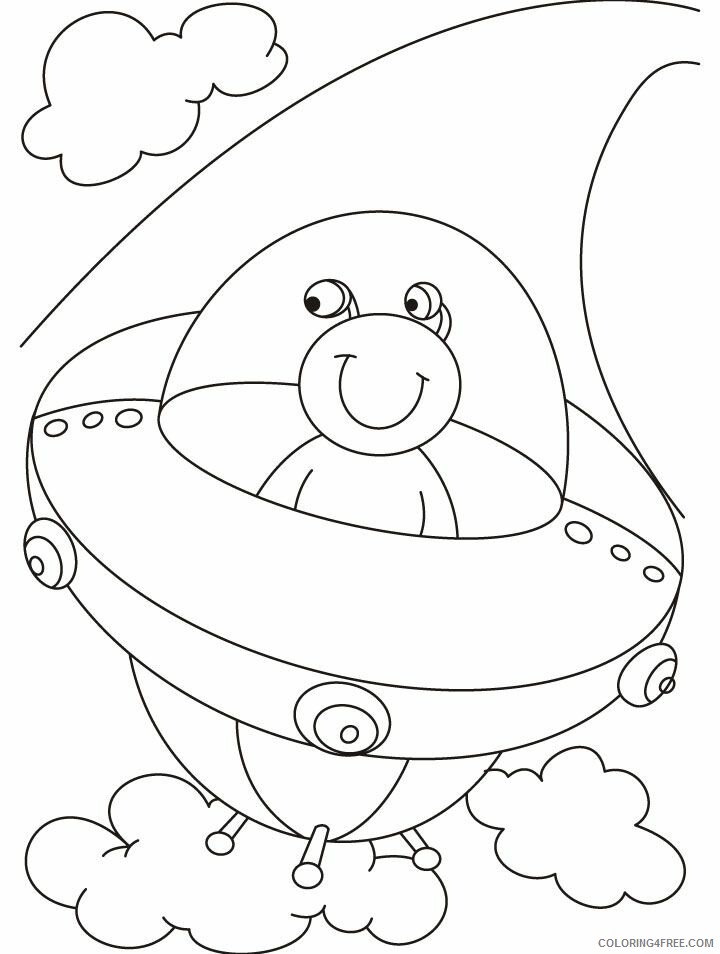 Aliens for Kids Printable Sheets Aliens fly high in their 2021 a 3840 Coloring4free